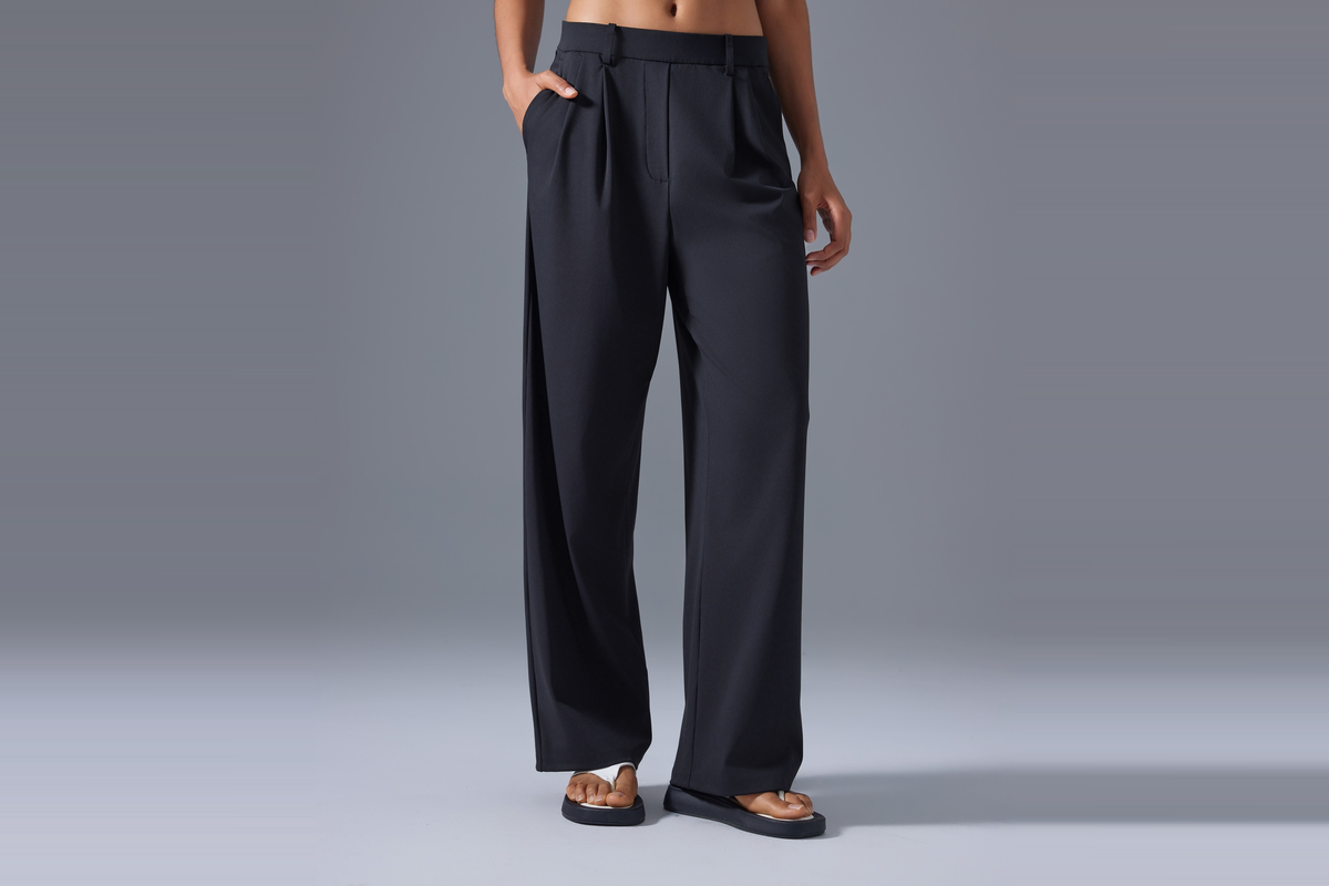 Wide Leg Pleated Pant