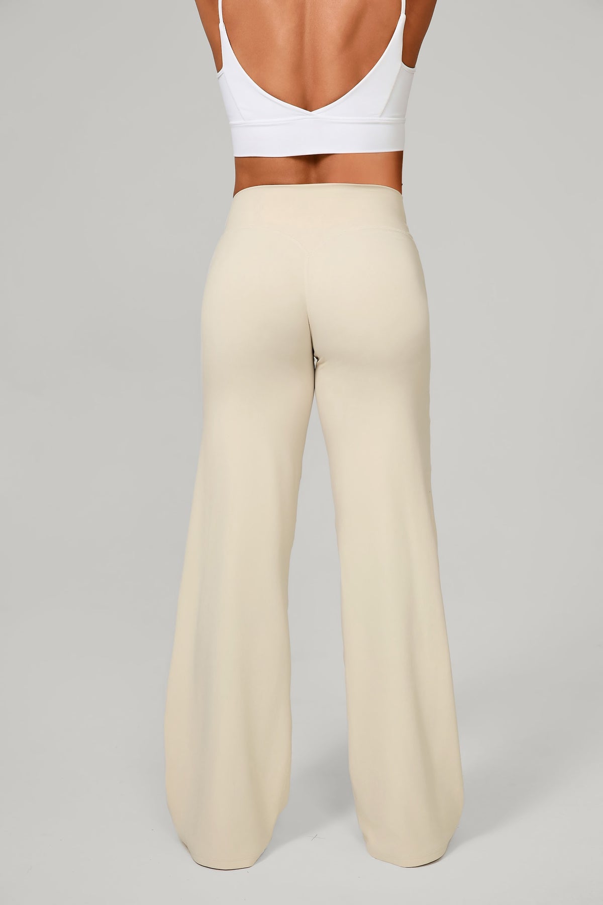 Flow High-Rise Wide Leg Pant - Crema