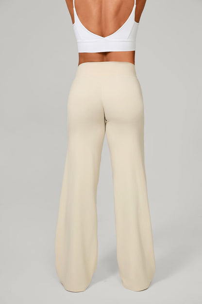 Flow High-Rise Wide Leg Pant - Crema