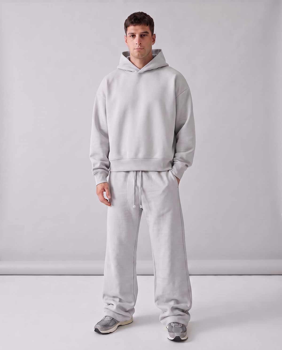 Heavyweight Boxy Fleece Set en color Grey, vista frontal