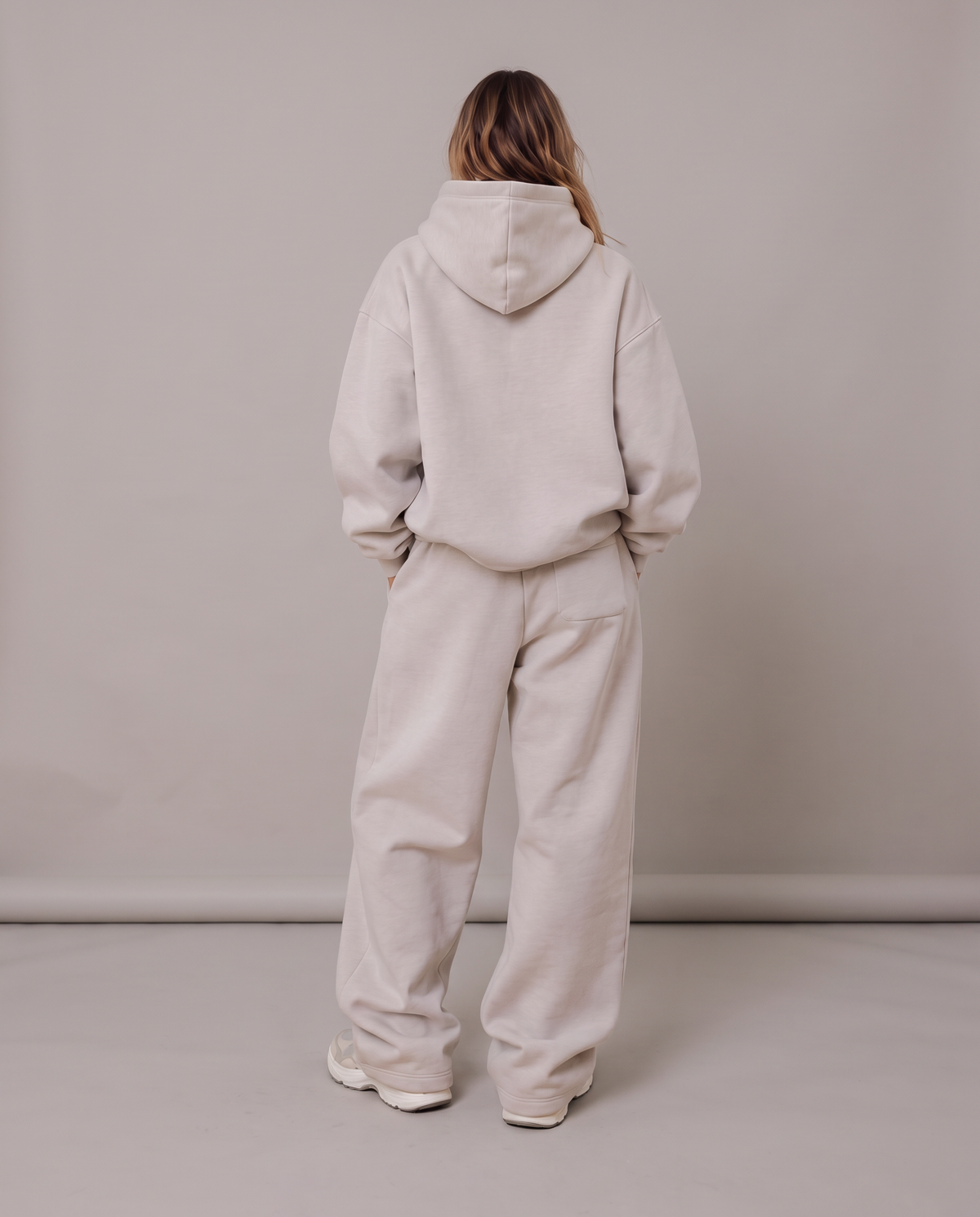 Heavyweight Boxy Hoodie Beige - mujer, espalda