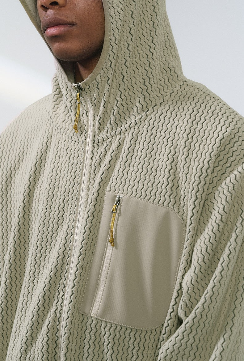 Detalle de capucha y cuello alto de la Wave Fleece Hooded Jacket Khaki