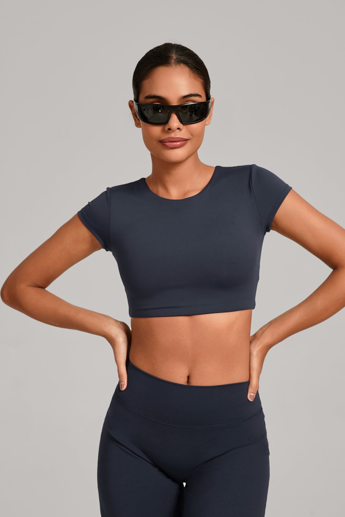 Flow Open-Back Crop Top - Marino