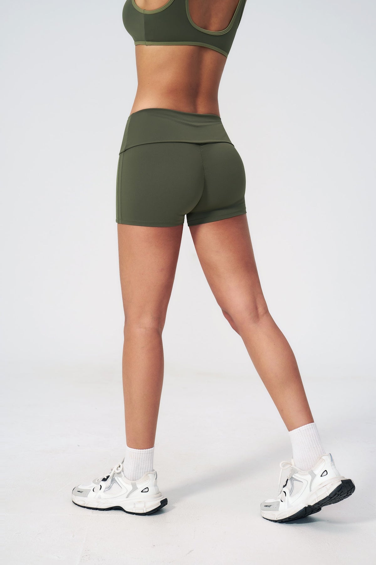 Side Stripe Bike Short - Verde