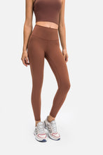 Cargar imagen en el visor de la galería, Essential Leggings 7/8 Copper brown